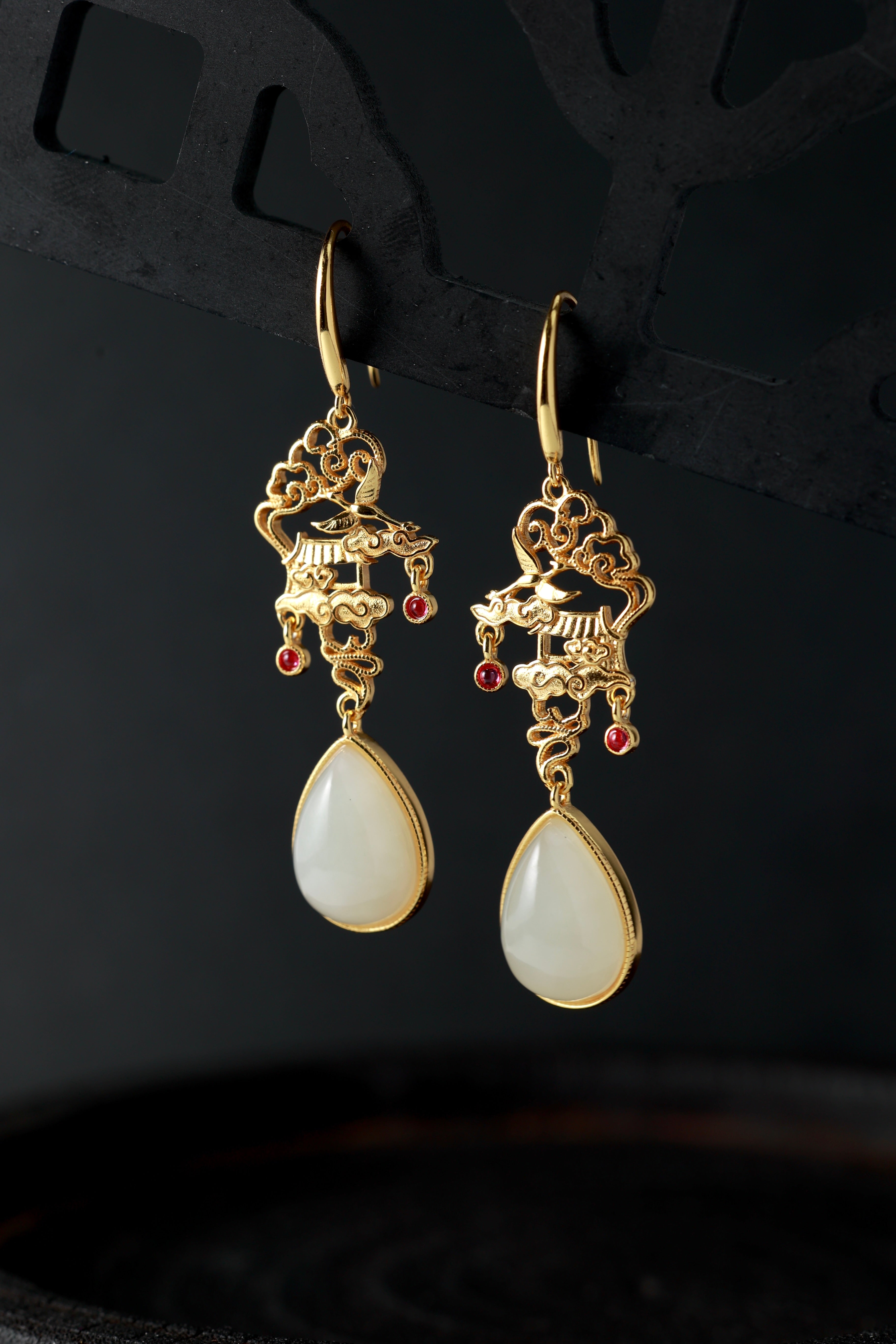 Yellow Crane Tower Pear-Shaped Earrings